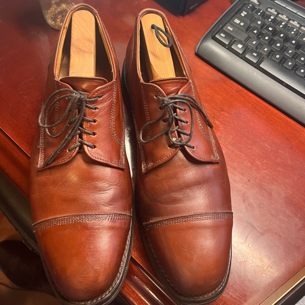 Dark brown Allen Edmonds Stockbridge, size 9